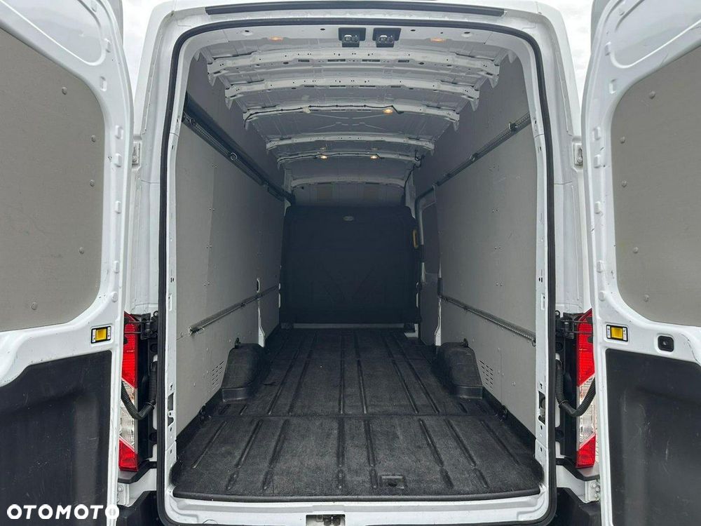 Ford Transit - 11