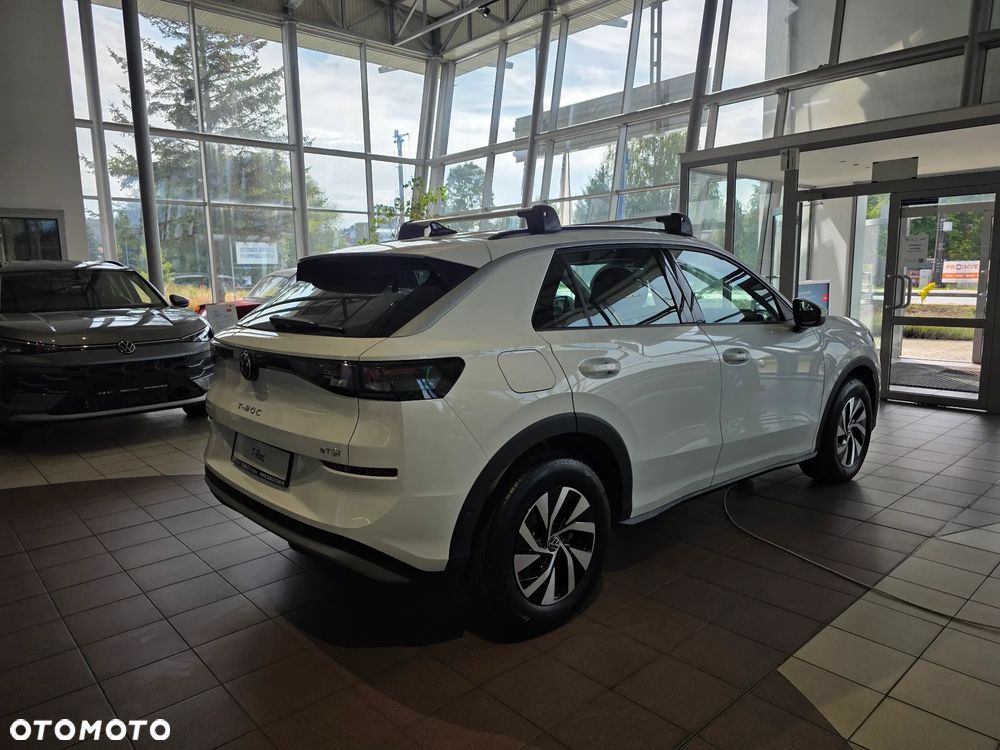 Volkswagen T-Roc - 11