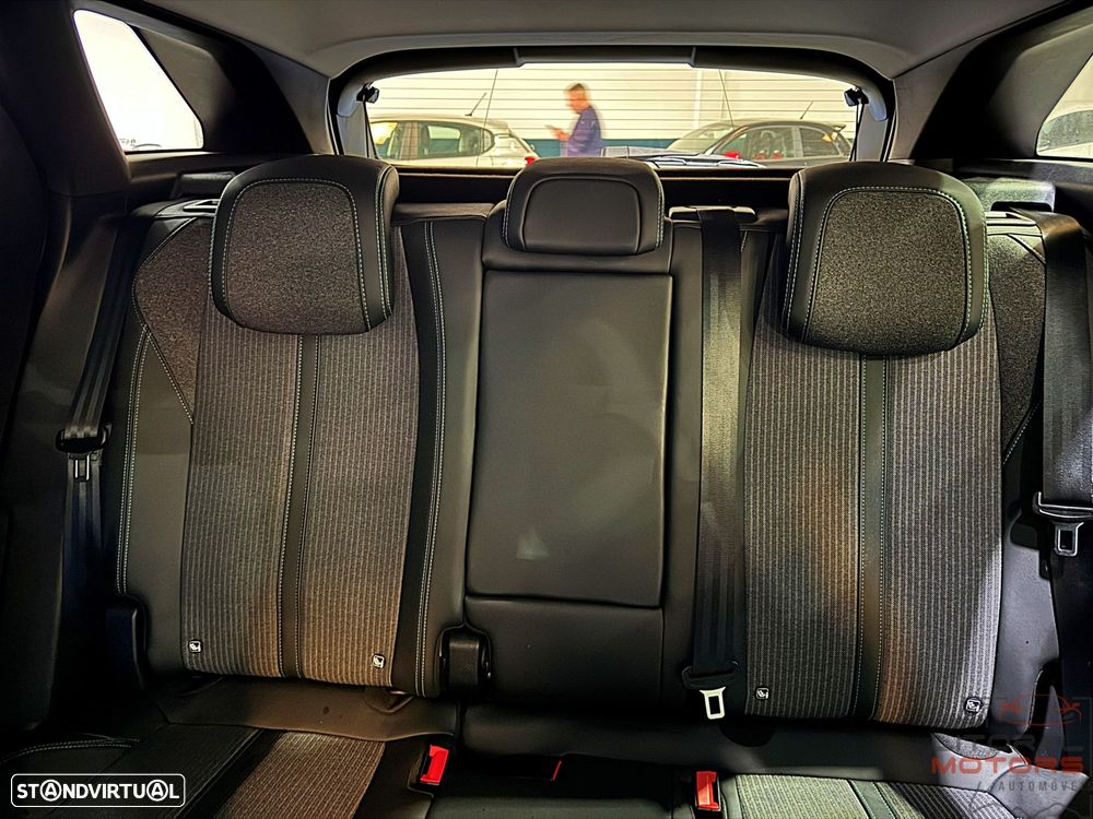 Peugeot 3008 1.2 PureTech Allure Pack EAT8 - 39