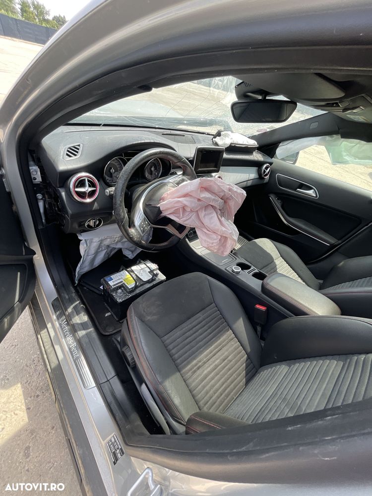Dezmembrez Mercedes GLA 250 AMG 2015 Argintiu - 3