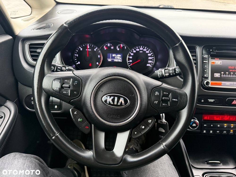 Kia Carens 1.7 CRDi 115 Dream-Team Edition - 25