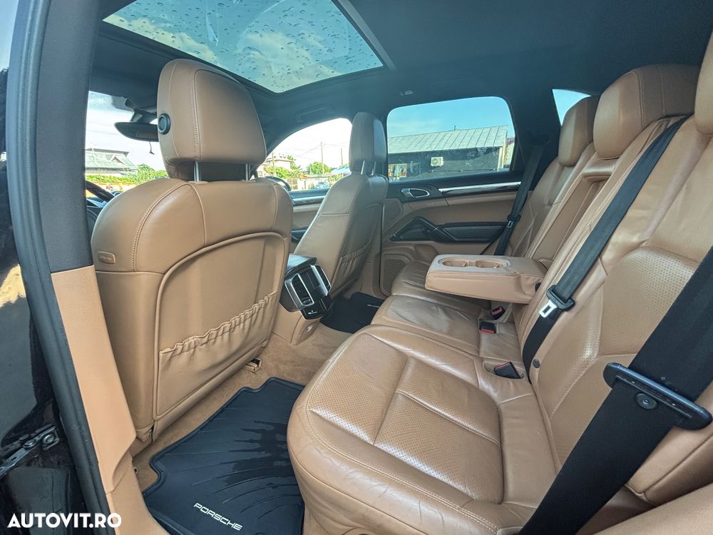 PORSCHE Cayenne 2012 — imagine 16
