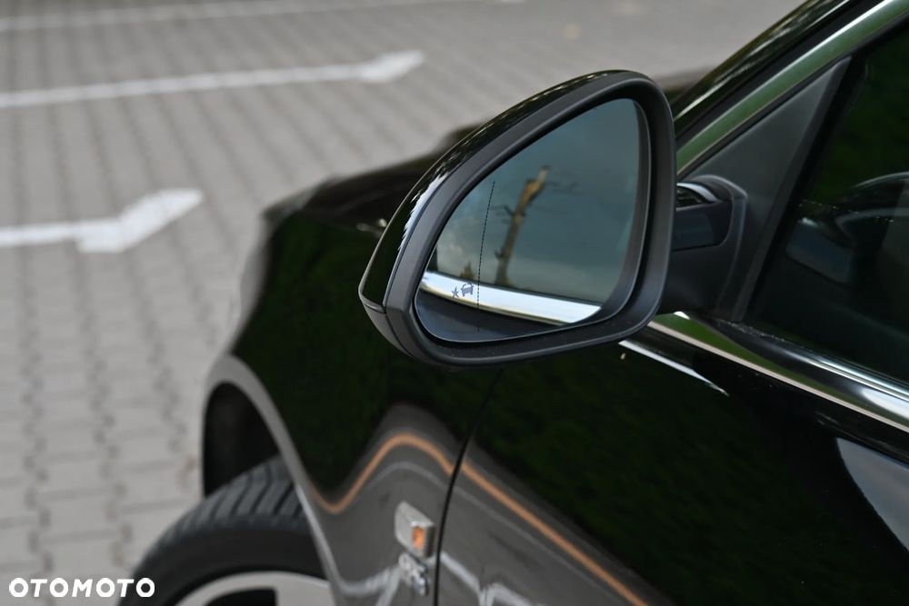 Opel Insignia 2.0 ECOTEC DI Turbo ecoFLEX Business Innovation - 23