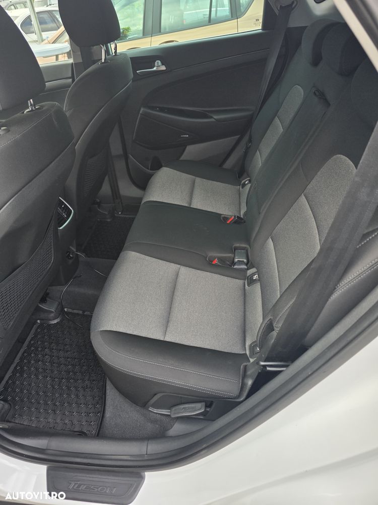 Hyundai Tucson - 12