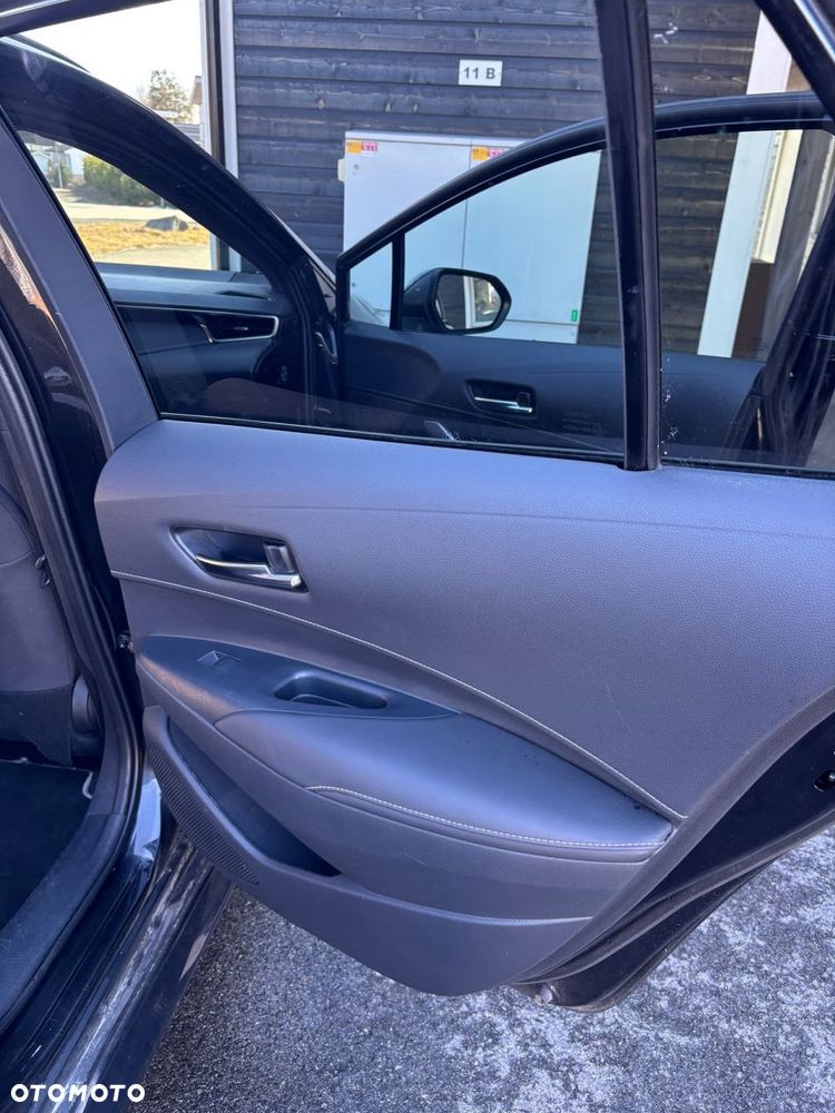 Toyota Corolla 1.8 Business Edition - 20