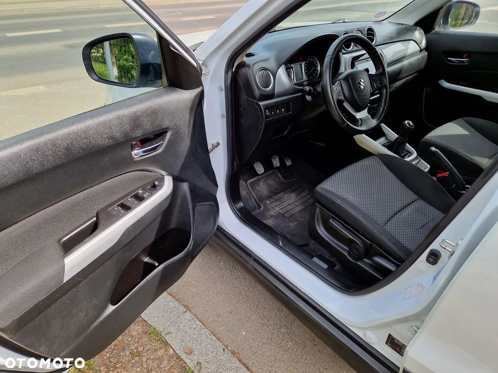 Suzuki Vitara 1.6 Premium 2WD - 12