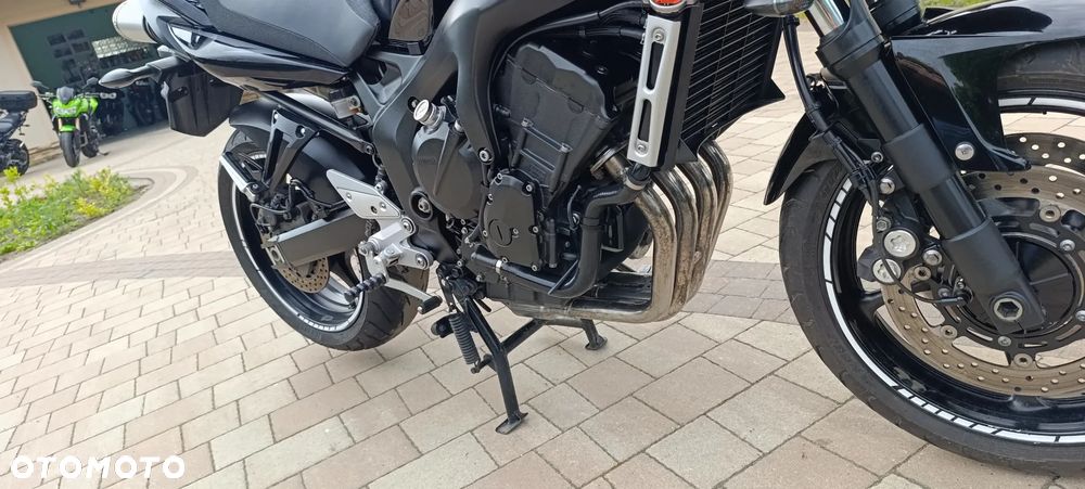 Yamaha FZ6 - 29