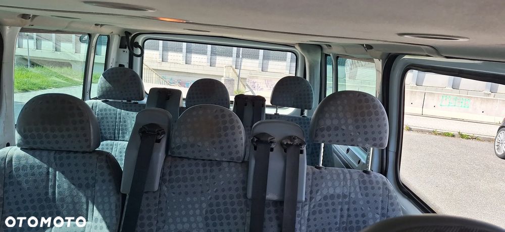 Ford Transit - 12