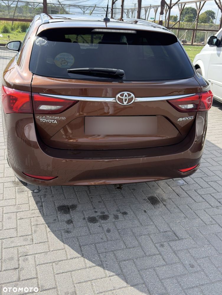 Toyota Avensis 2.0 D-4D Prestige - 7