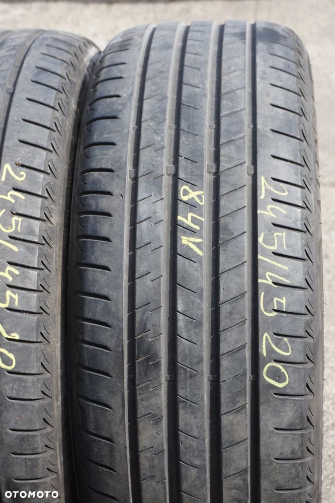 Bridgestone Alenza 245 45 20 - 3
