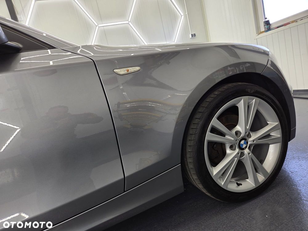 BMW Seria 1 118i Edition Sport - 12