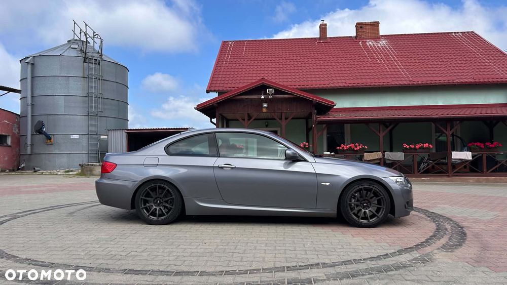 BMW Seria 3 335i M Sport Edition - 4