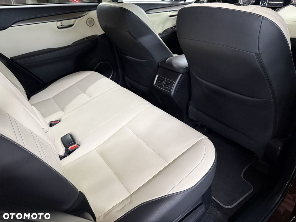 Lexus NX 300 Comfort AWD - 35
