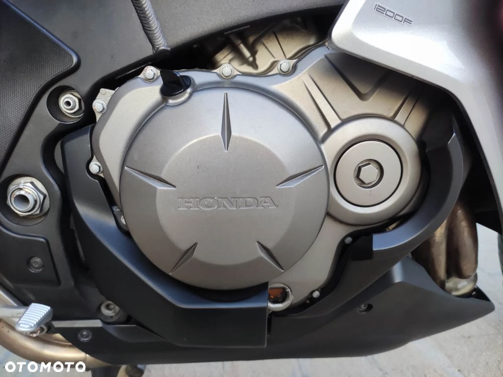 Honda VFR - 26