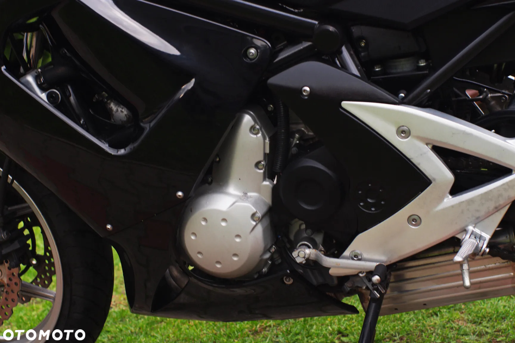 Kawasaki ER - 16