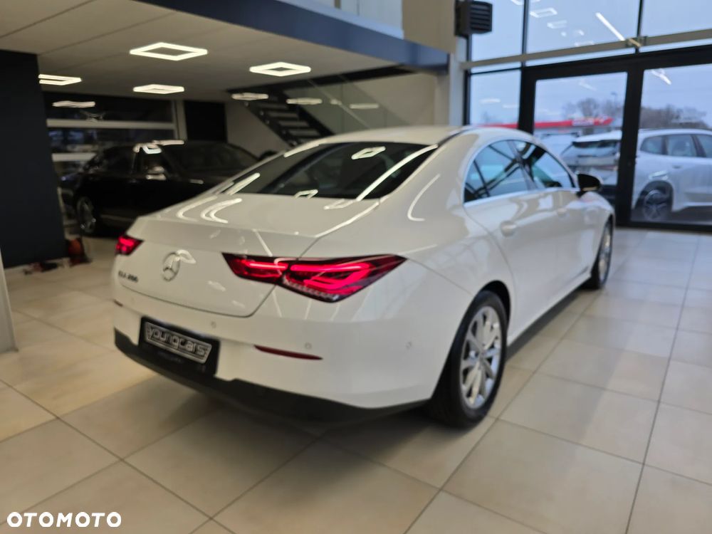 Mercedes-Benz CLA 200 mHEV 7G-DCT - 6