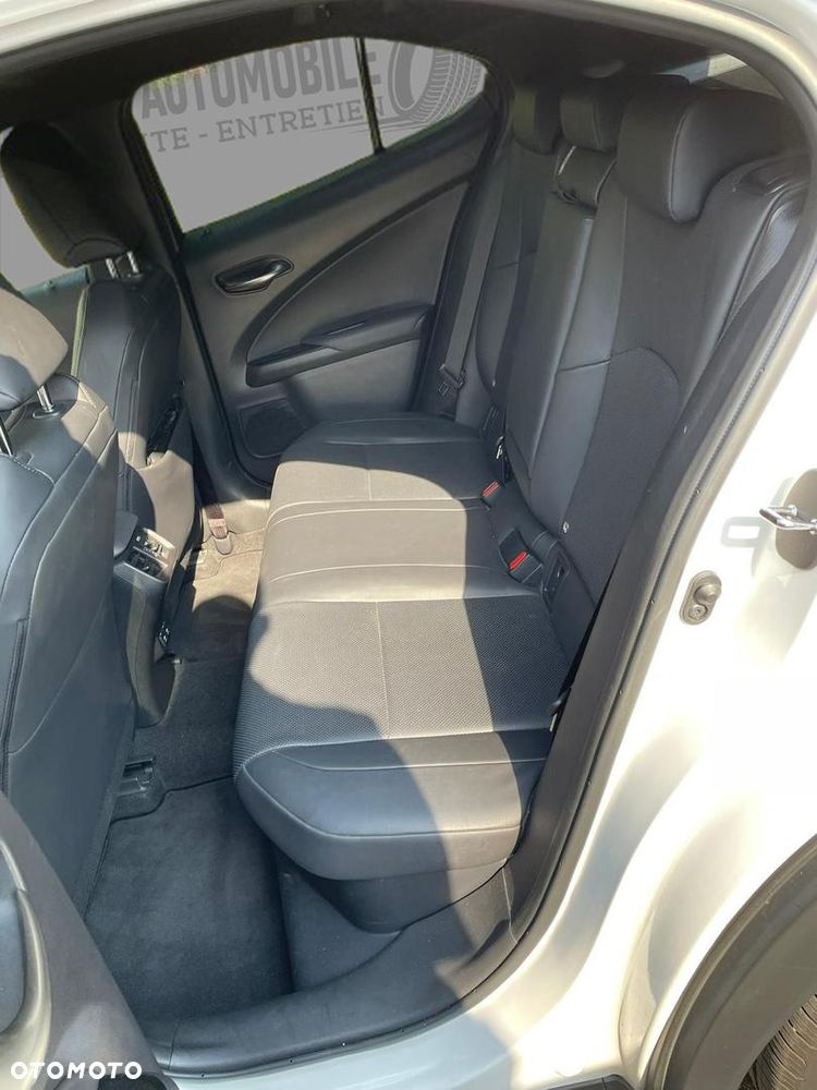 Lexus UX 250h F Sport 2WD - 5