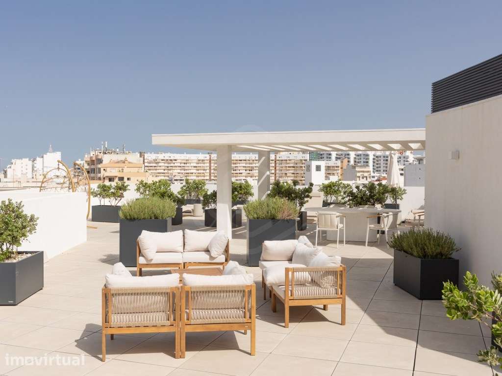 Apartamento T4, piscina comum na cobertura e terraço, Faro, Algarve - Grande imagem: 5/20