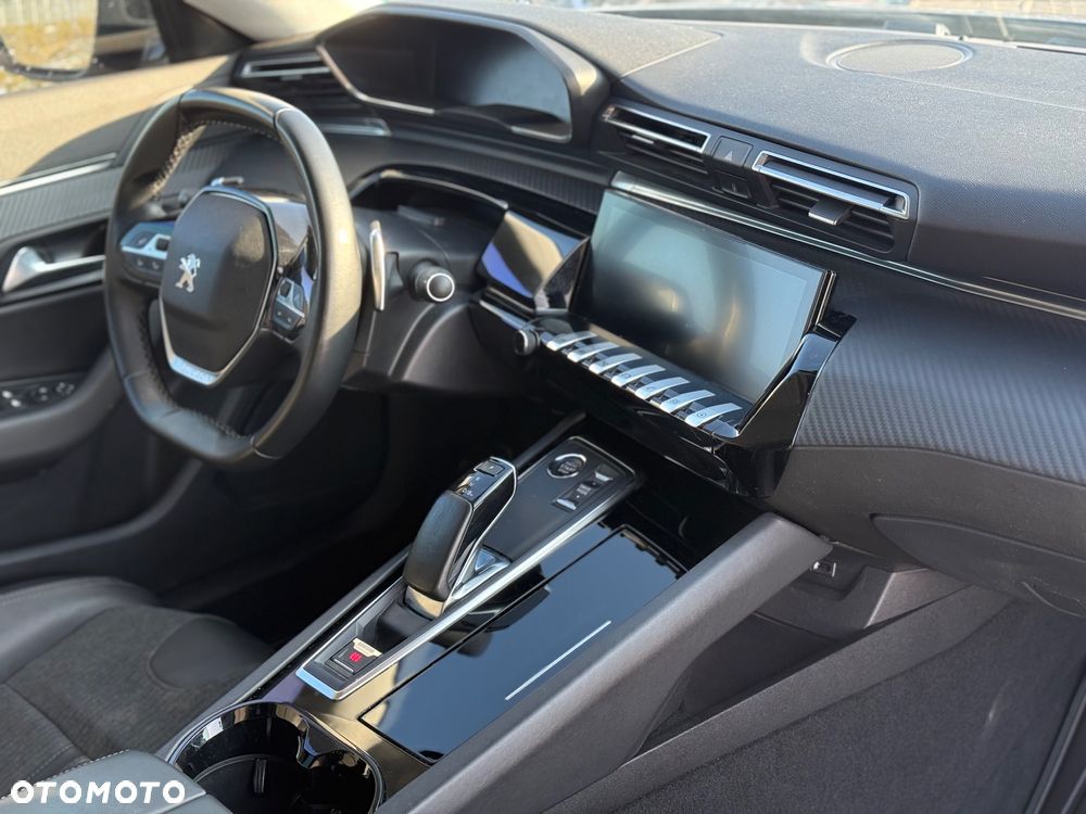 Peugeot 508 - 8