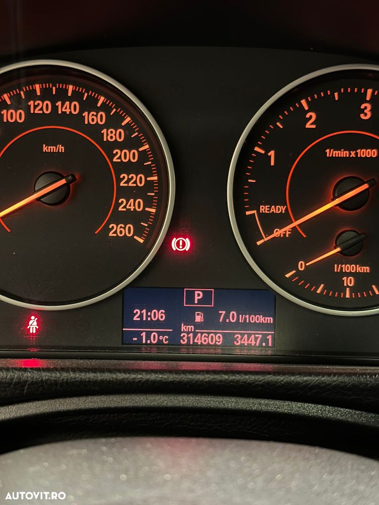 BMW Seria 3 320d Aut. Sport Line - 8