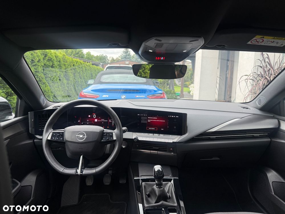 Opel Astra 1.2 T GS Line S&S - 26