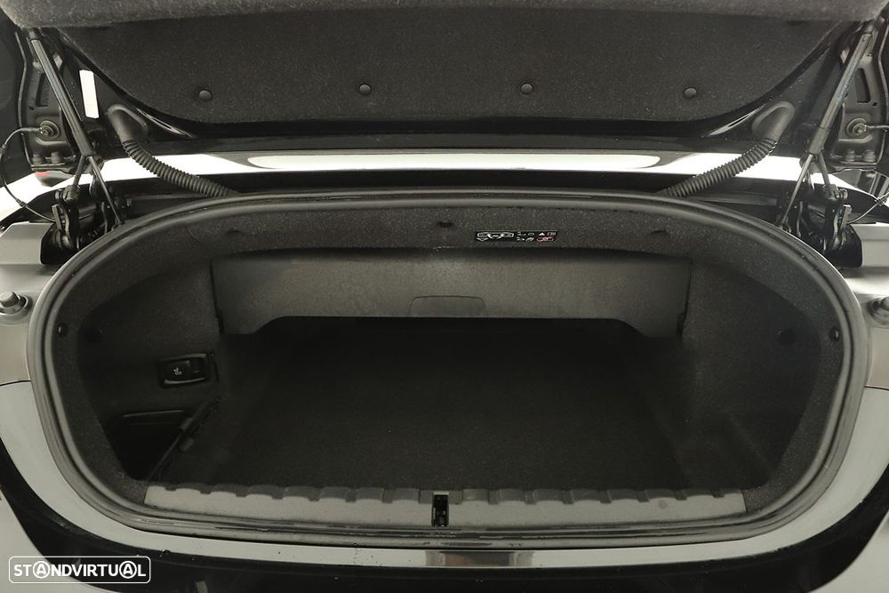 BMW 420 i Pack Desportivo M Auto - 28