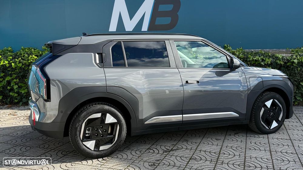 Kia EV3 81.4 kWh Tech - 26