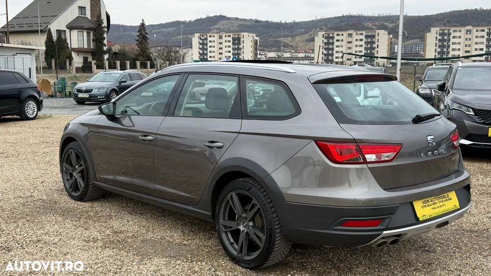 Seat Leon 2.0 TDI Start&Stop 4DRIVE DSG X-Perience - 6