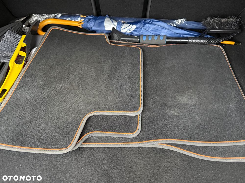 Mercedes-Benz CLA - 34