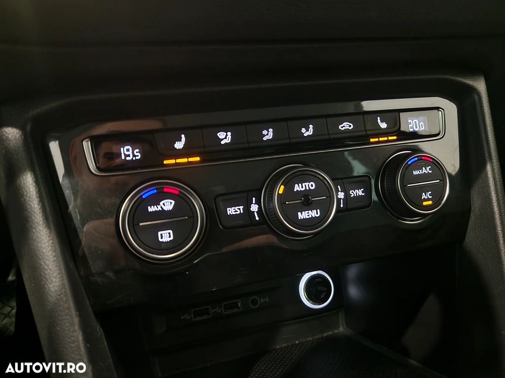 Volkswagen Tiguan 2.0 TDI 4Mot DSG Comfortline - 23