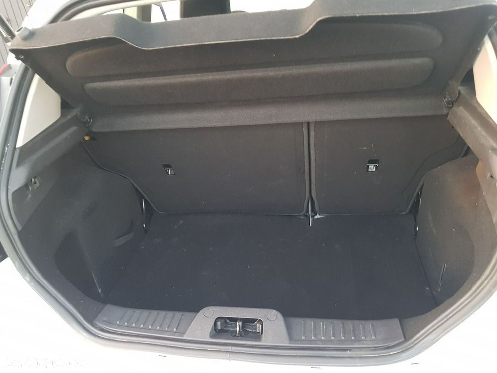 Ford Fiesta - 13