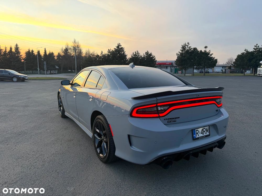 Dodge Charger 5.7 R/T - 3