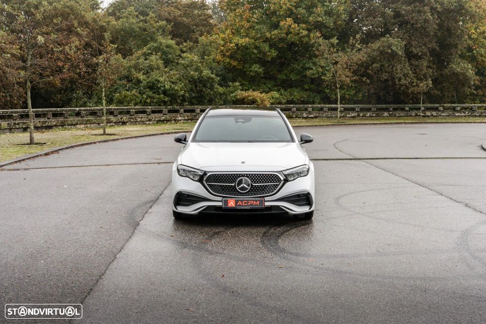 Mercedes-Benz E 300 e 4Matic 9G-TRONIC - 3
