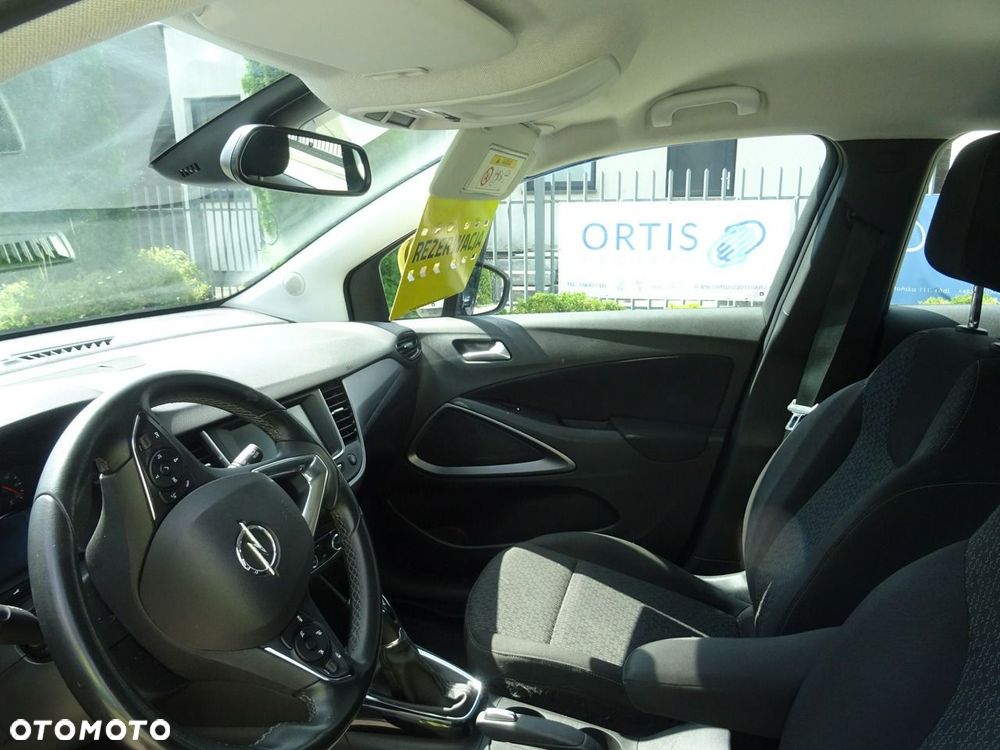 Opel Crossland X - 11