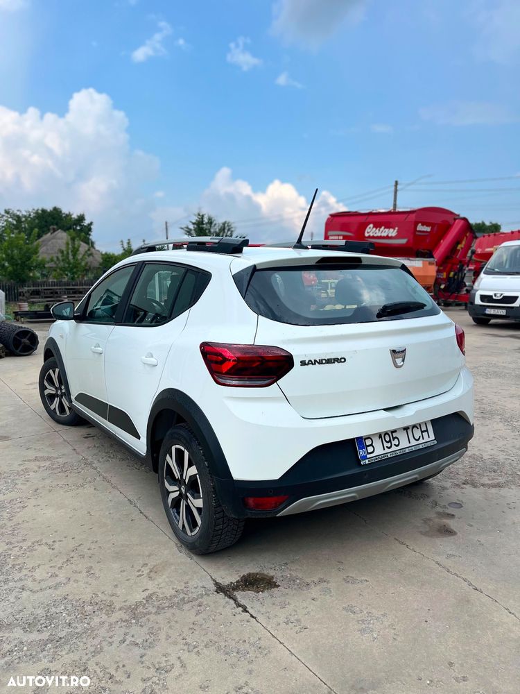 Dacia Sandero Stepway TCe 90 MT6 Essential - 4