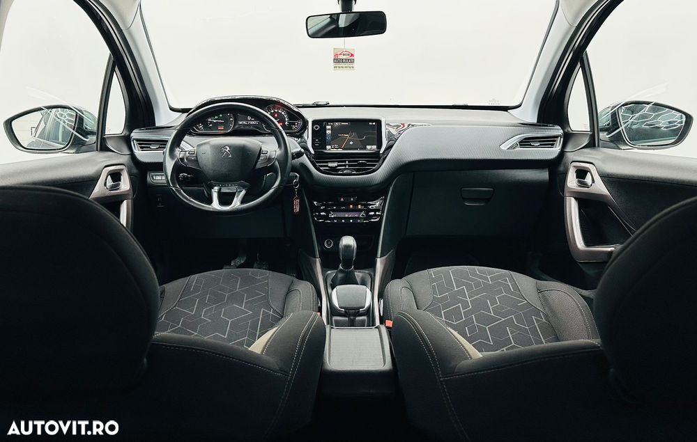 Peugeot 2008 PureTech 82 Style - 6