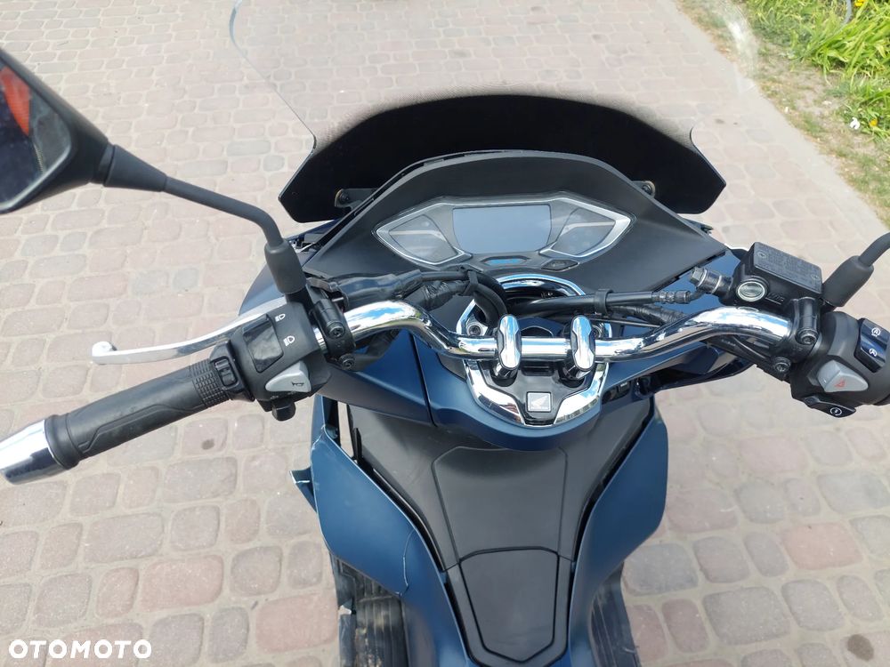 Honda PCX - 9