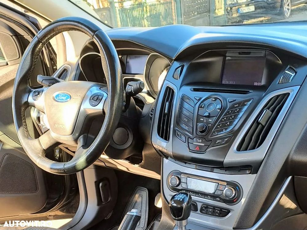 Ford Focus 1.6 TDCI DPF Titanium - 10