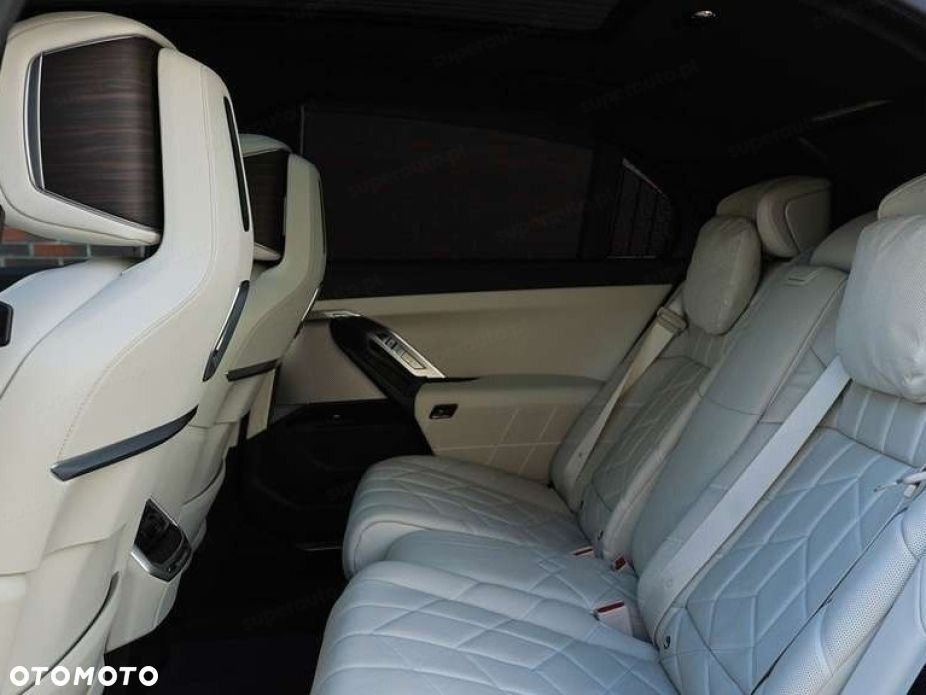 BMW Seria 7 740d xDrive mHEV M Sport sport - 15