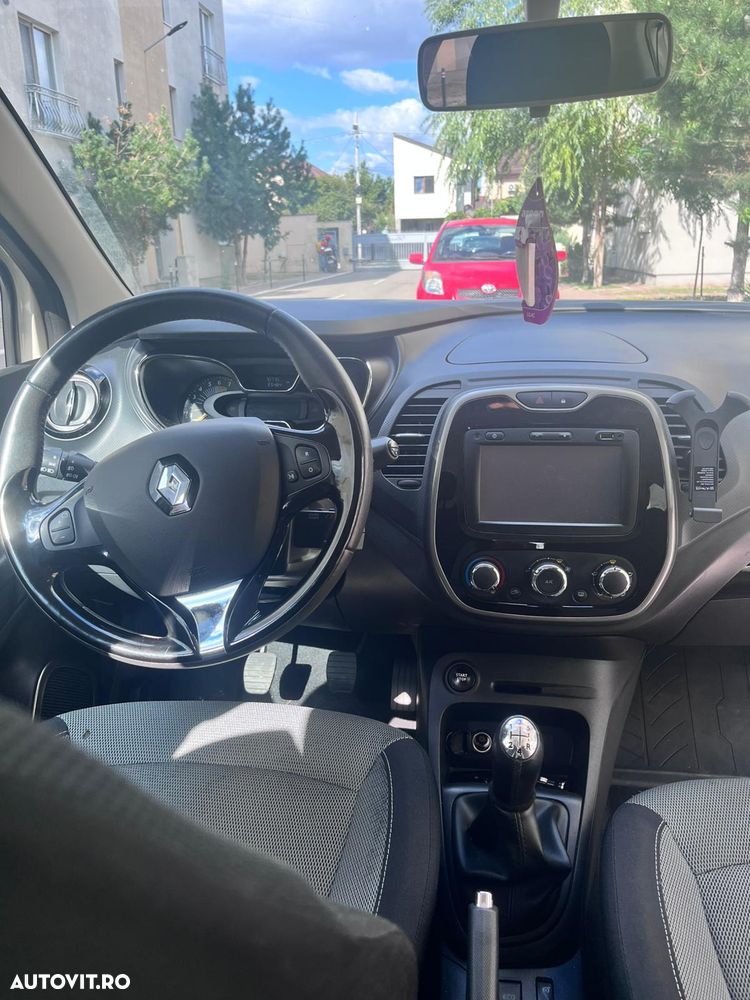 Renault Captur TCe Turbo Stop/Start Authentique - 10