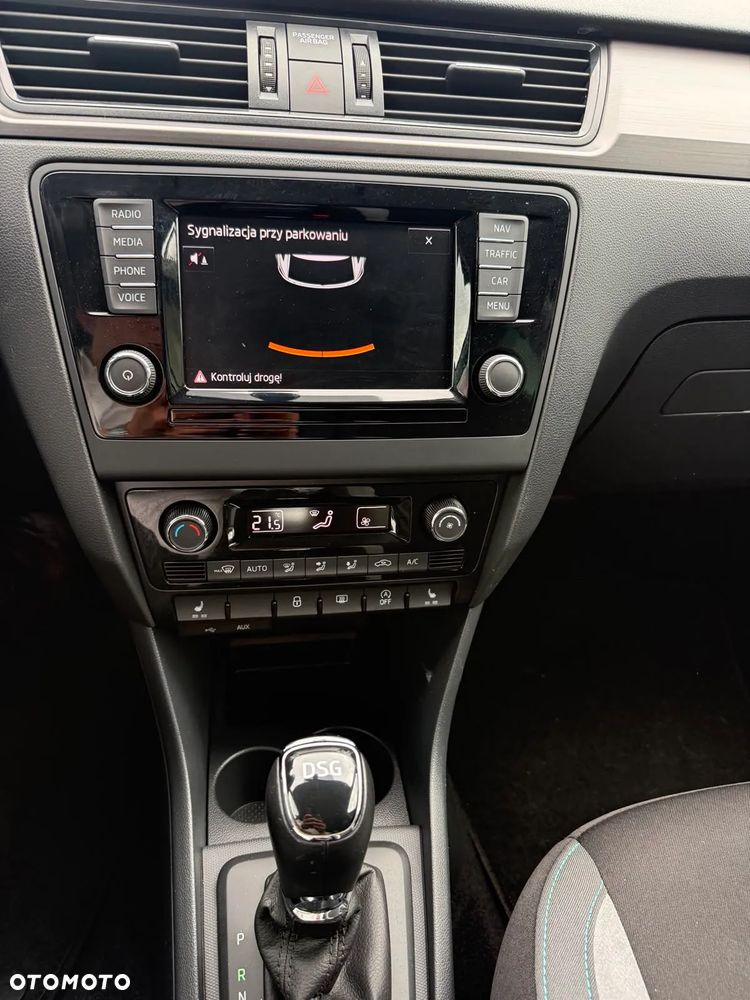 Skoda RAPID 1.4 TSI Joy DSG - 4