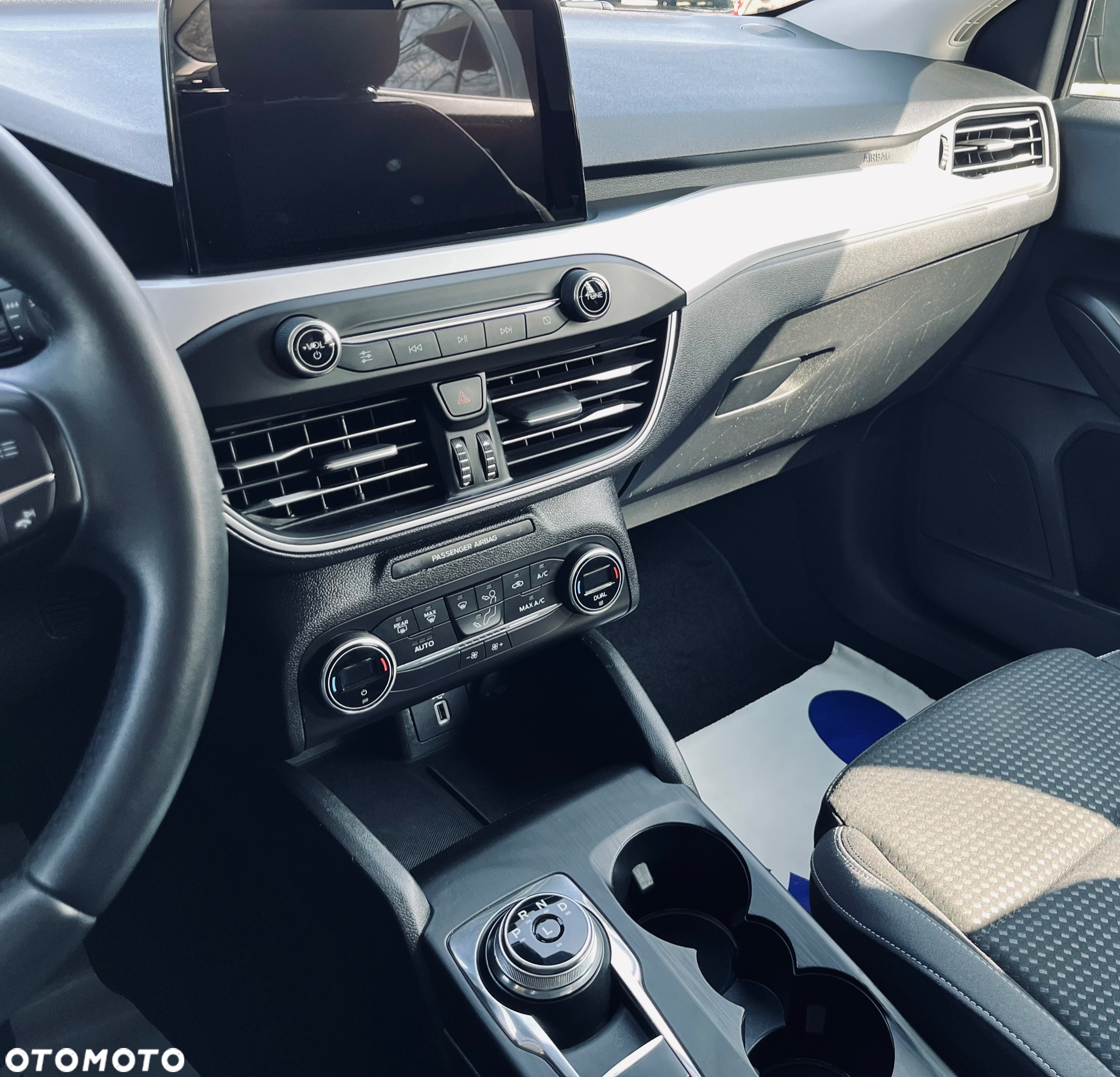 Ford Focus 1.0 EcoBoost Active Business - 35