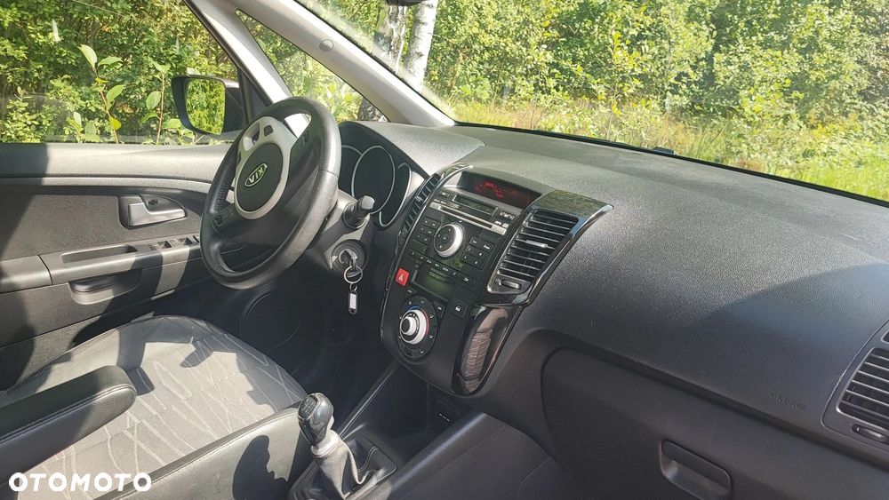 Kia Venga 1.4 CRDi 90 Vision - 24