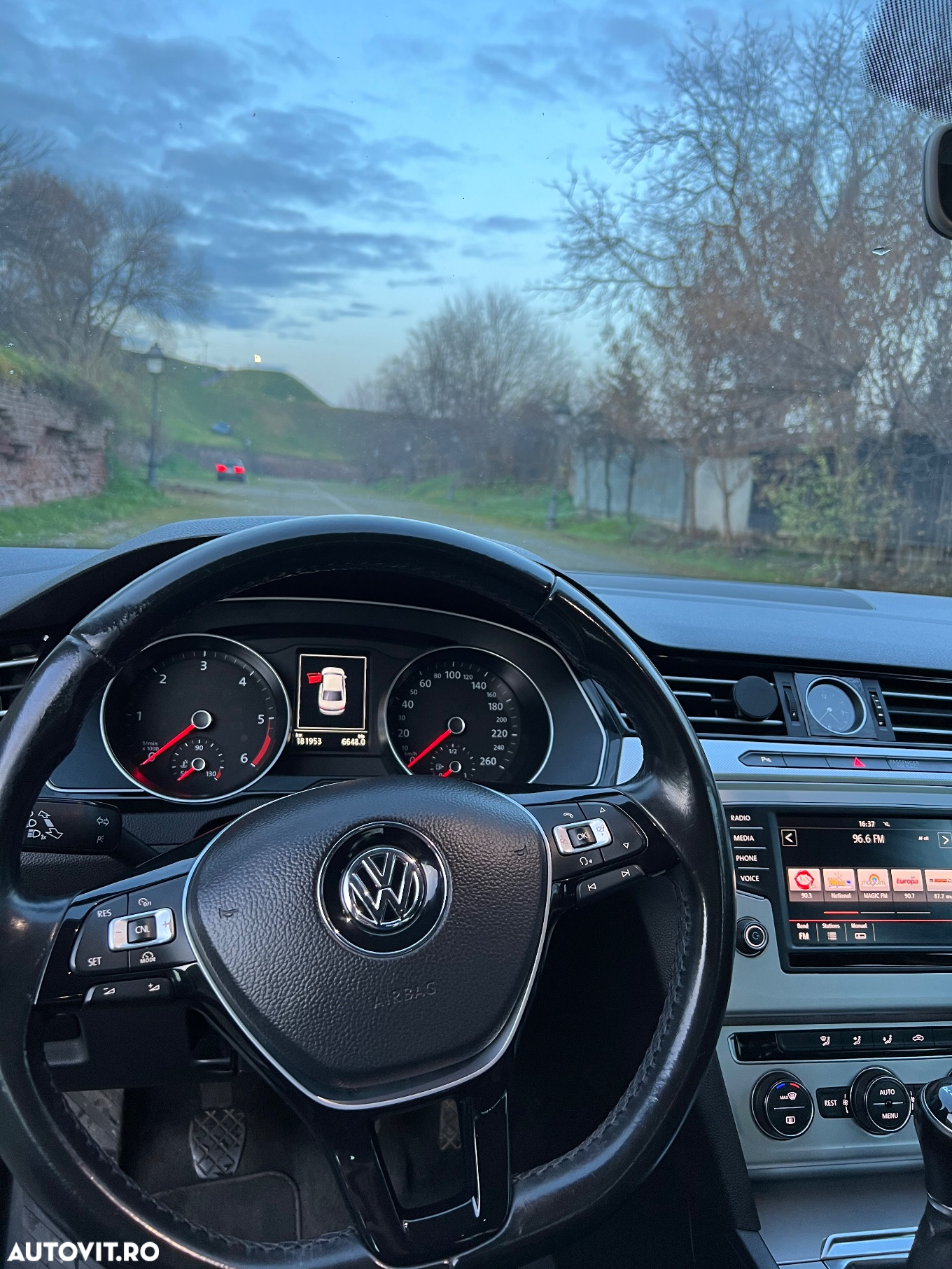Volkswagen Passat Variant 2.0 TDI Comfortline - 7