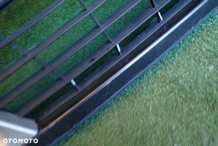 RENAULT MEGANE III COUPE 3d zderzak przedni przód - 9