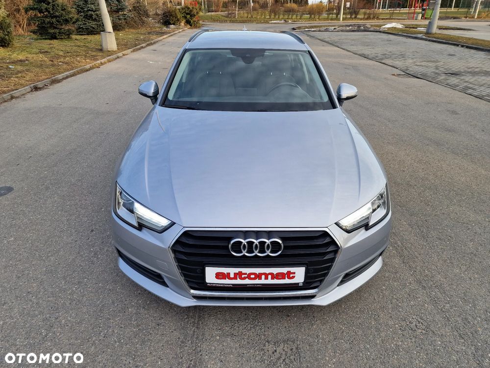 Audi A4 Avant 2.0 TDI S tronic - 9