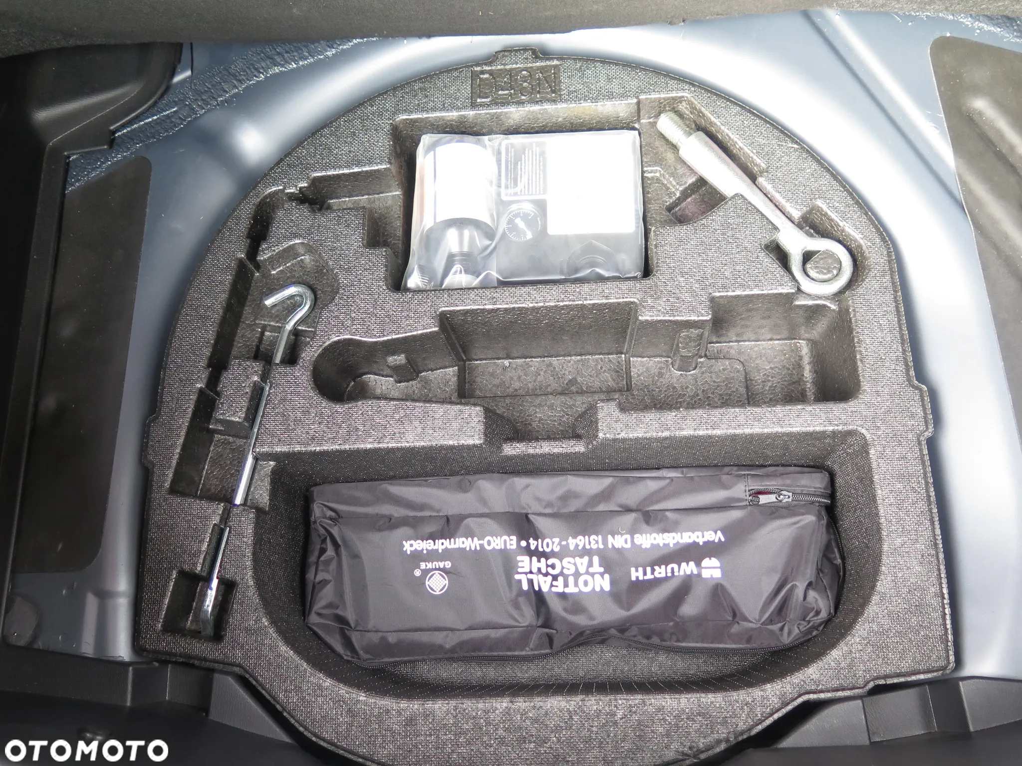 Mazda 2 SKYACTIV-G 90 Homura - 32