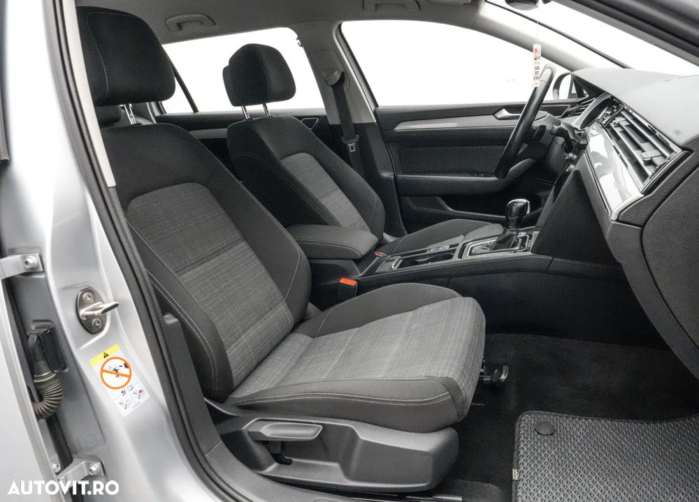 Volkswagen Passat 2.0 TDI DSG Comfortline - 14