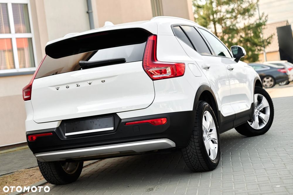 Volvo XC 40 T3 Momentum Pro - 10