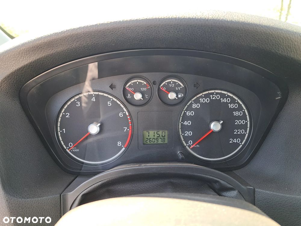 Ford Focus - 10